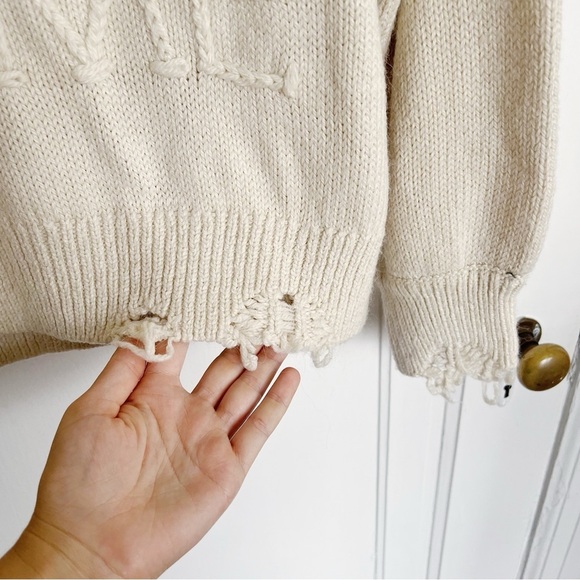 WILDFOX • Let’s Stay Home distressed sweater pullover beige soft cozy oversized - Picture 8 of 12